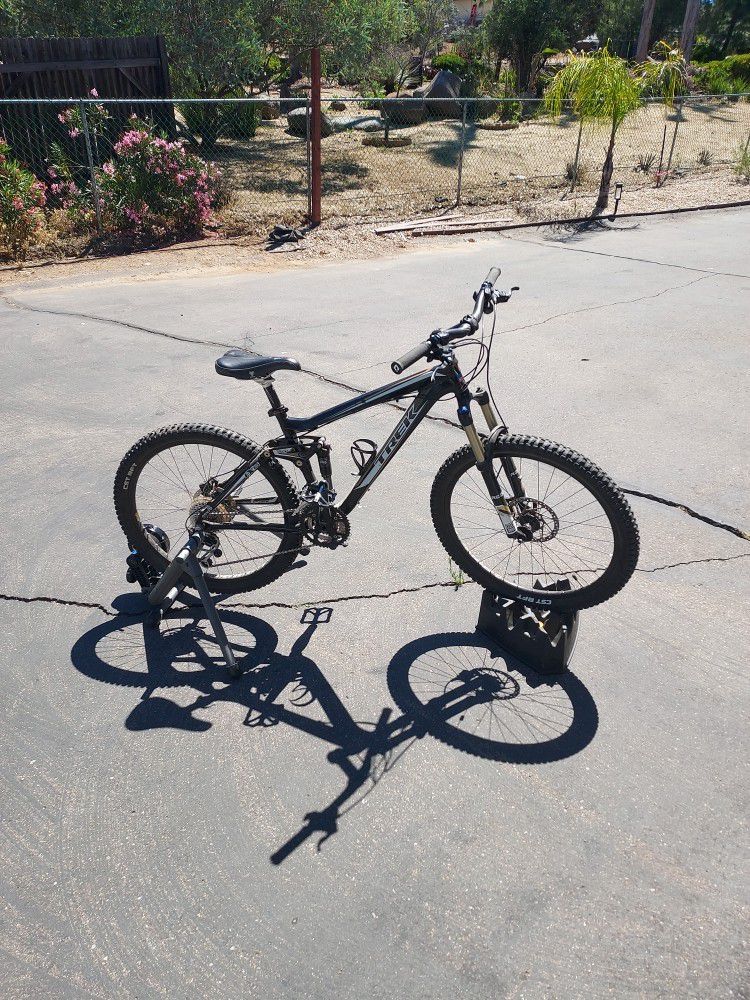 TREK Mountain Bike 