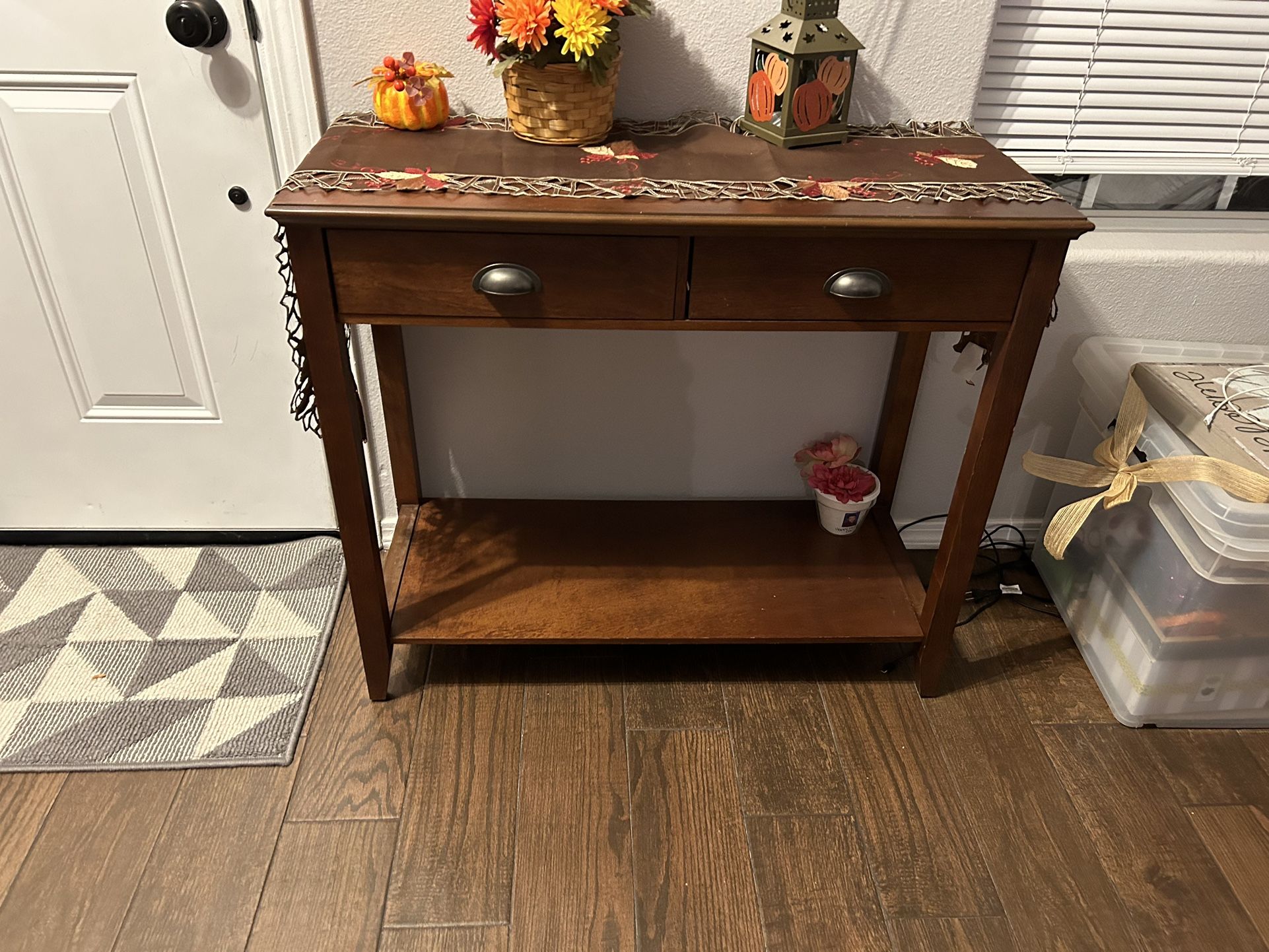 Entryway Table for Sale in Albuquerque, NM OfferUp