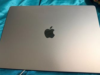 MacBook Pro 16”