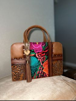 Small Embroidery Purse 