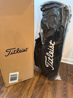 Titleist Golf Bag – New in Plastic