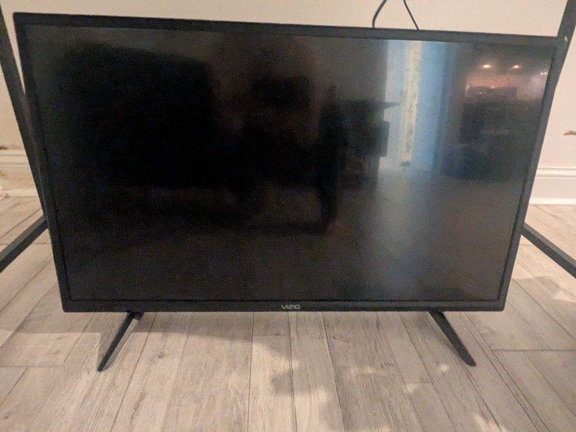 32-inch TV