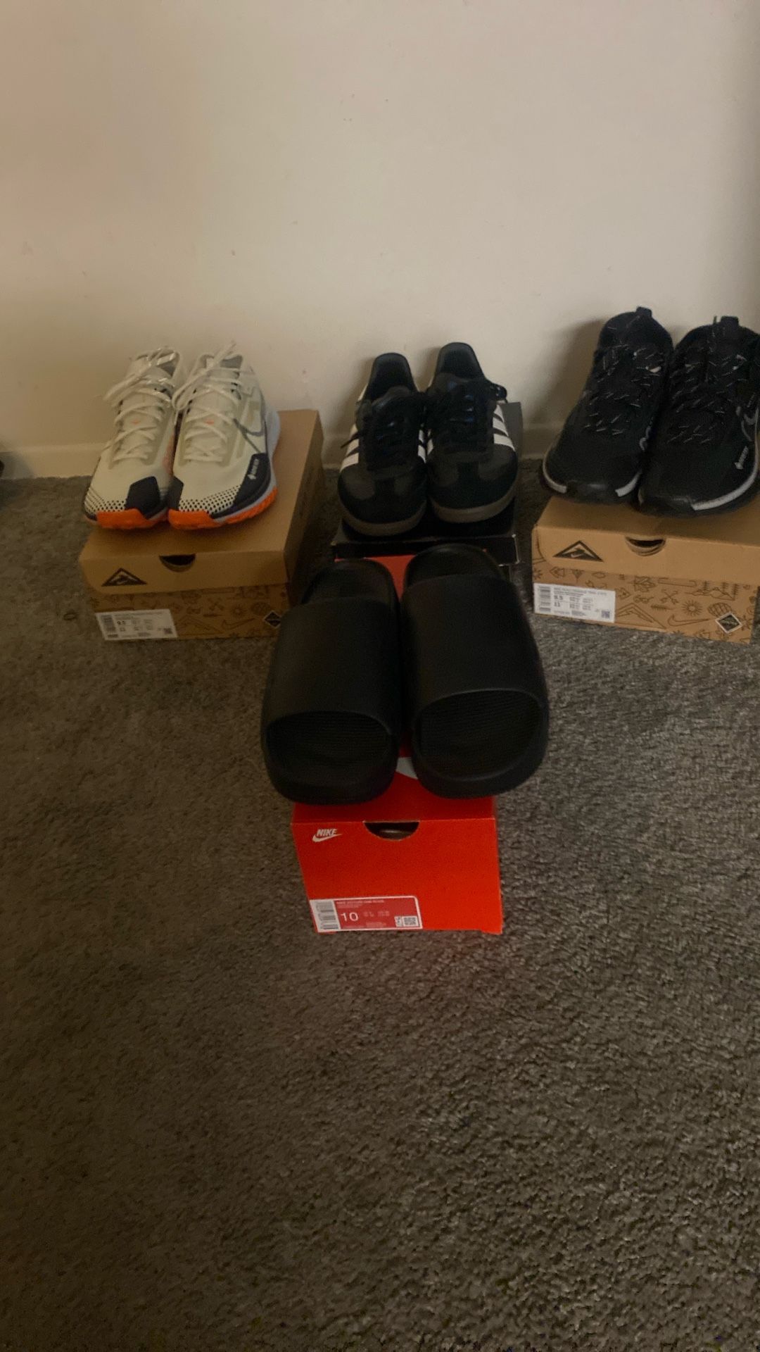 Used Nike ,Adidas Samba Size 9.5  & Nike Slides Size 10 Everything $140