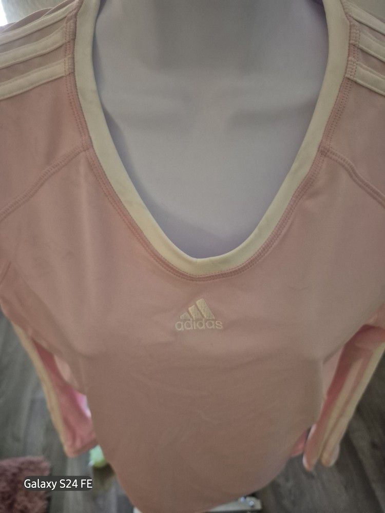 🔥NEW**** PINK/WHITE..WARM... LONG SLEEVED ADIDAS ACTIVE 360!**** SIZE MEDIUM- LARGE! 🔥