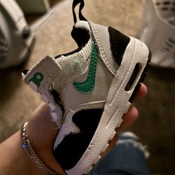 Baby nike shoes