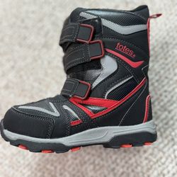 Cat And Jack snow boots Size 13