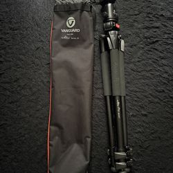 Vanguard Alta pro tripod