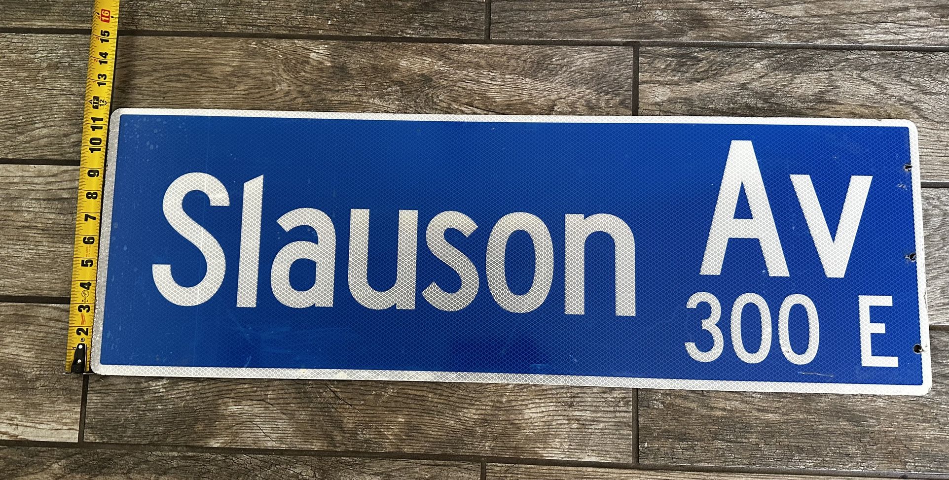 Slauson Sign