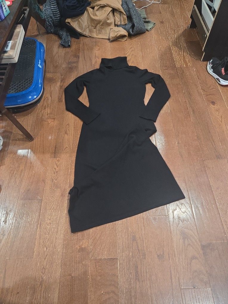 Newman Marcus 100% Cashmere, Long Sleeve, Full Length, Turtleneck Dress