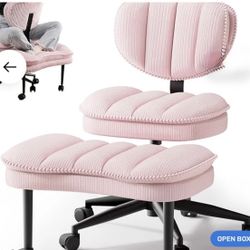 Cross Legged Chair Pink