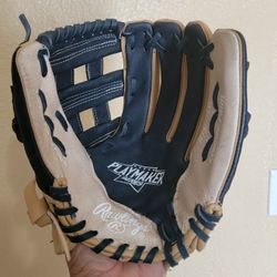 Youth Rawlings  Baseball Glove Used Mint Condition 