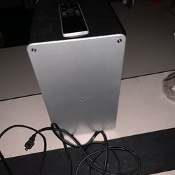 Vizio Soundbar And Speaker