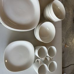 White Dish Set