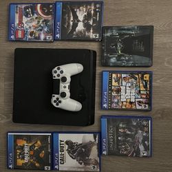 PlayStation 4 Slim