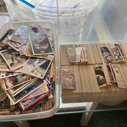 Baseball/Football/ Hockey/ Etc Cards 