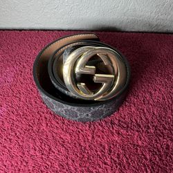 Luxury Assecory With Gold Emblem