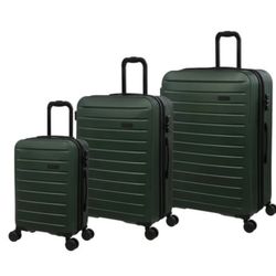 it luggage 3 Pieces Brand New In Box 