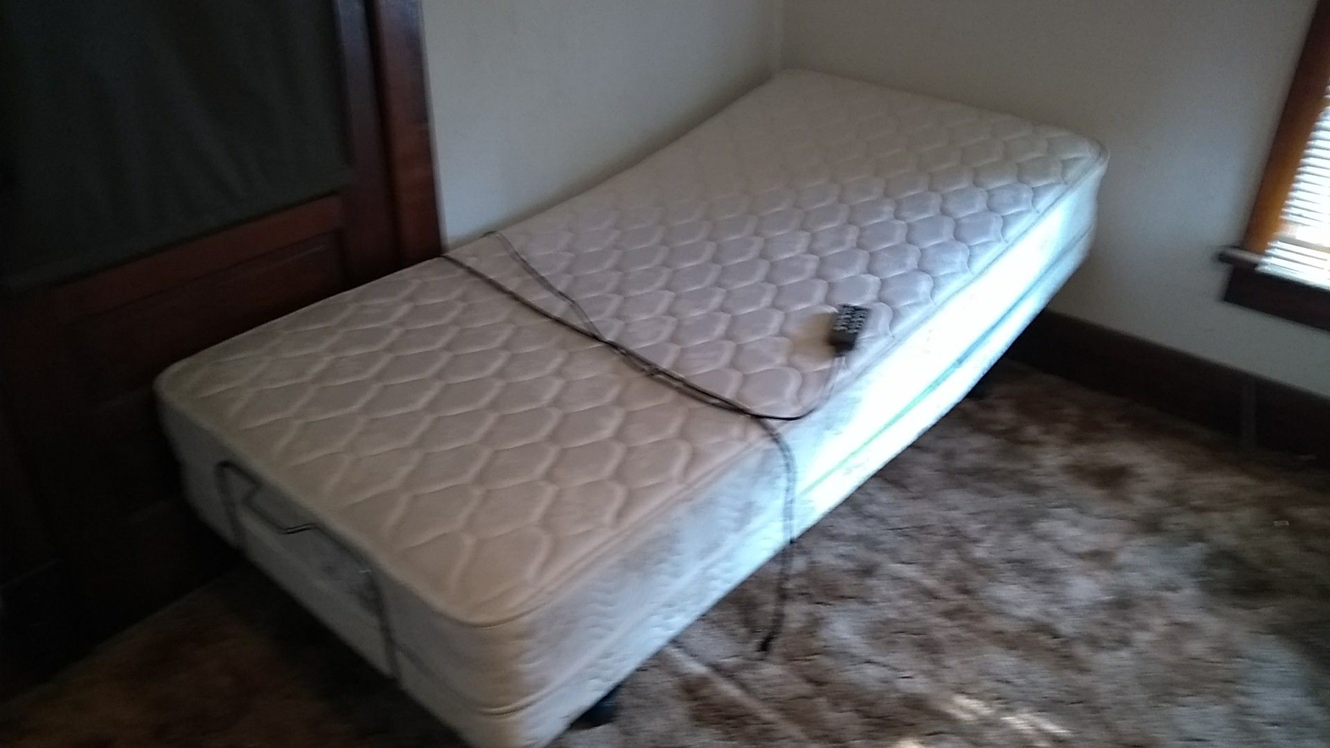 Craftmatic twin massaging hospital bed for Sale in Forreston, IL OfferUp