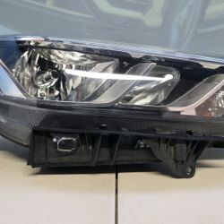 2020-2023 NISSAN SENTRA RIGHT HALOGEN HEADLIGHT 