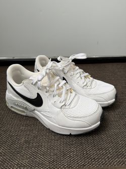 Women’s 5.5 - Nike Air Max