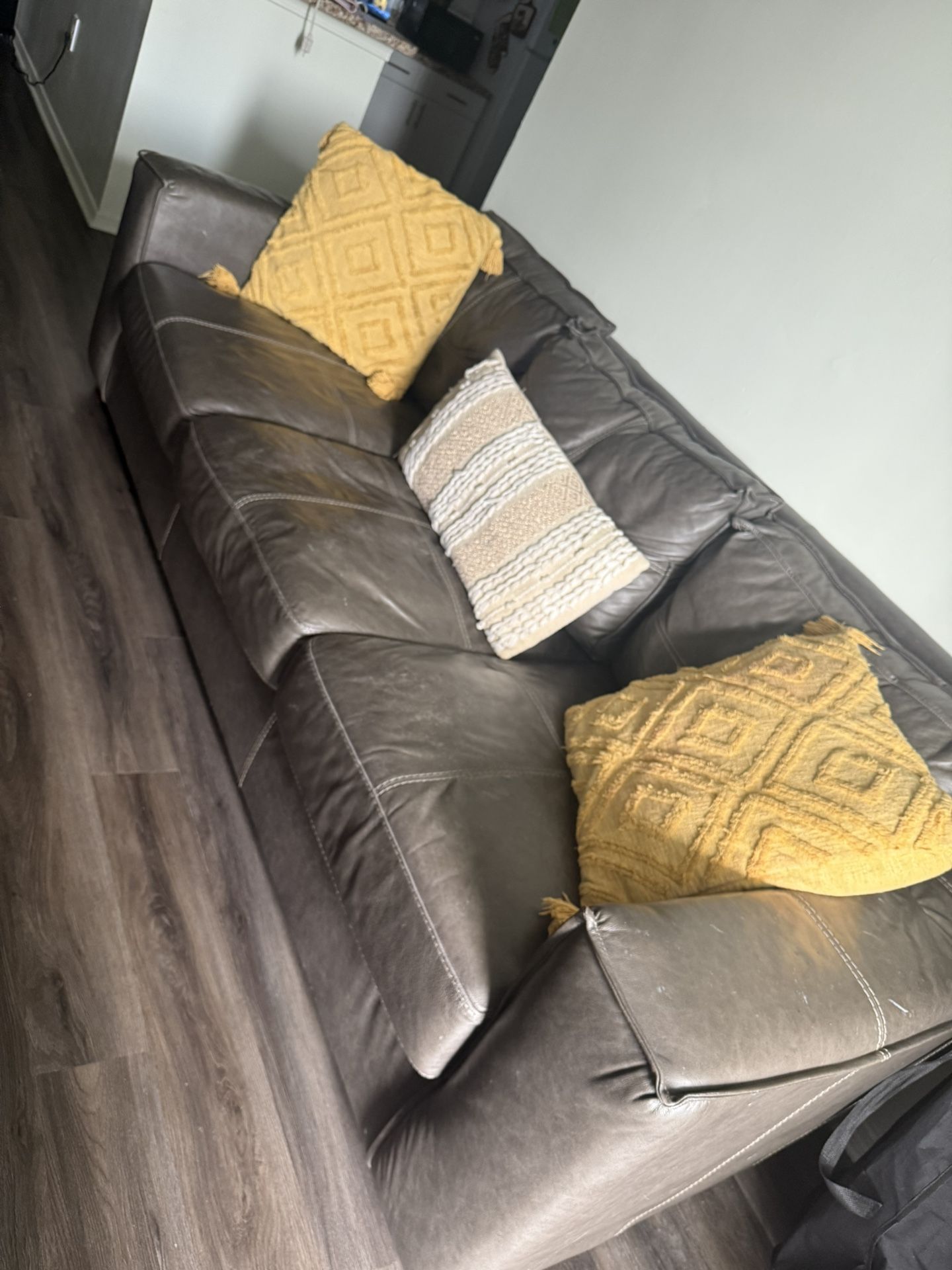 Ashley furniture 4 Piece Couch set (grey)