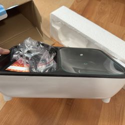 Small Electric 2-in-1 Hot Pot with Grill, Non-stick