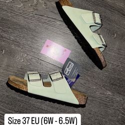 Women Birkenstock’s