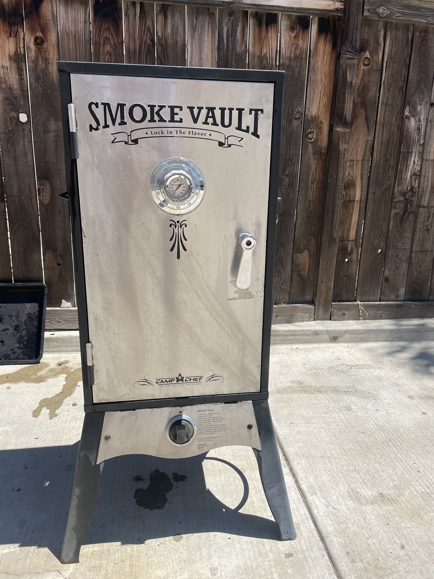 Smoke Vault Propane Smoker for Sale in Lake Elsinore, CA OfferUp