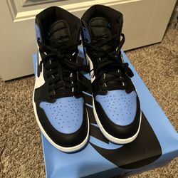 Air Jordan 1 Retro UNC Toe Men' Size 14