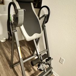 Innova Inversion Table