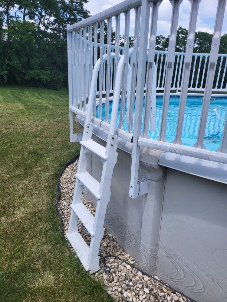 Pool Ladder