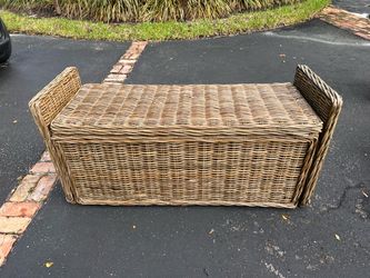 Large Wicker Rattan Storage  Bench