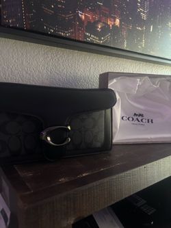 Coach Signature Canvas Clutch Bag Black