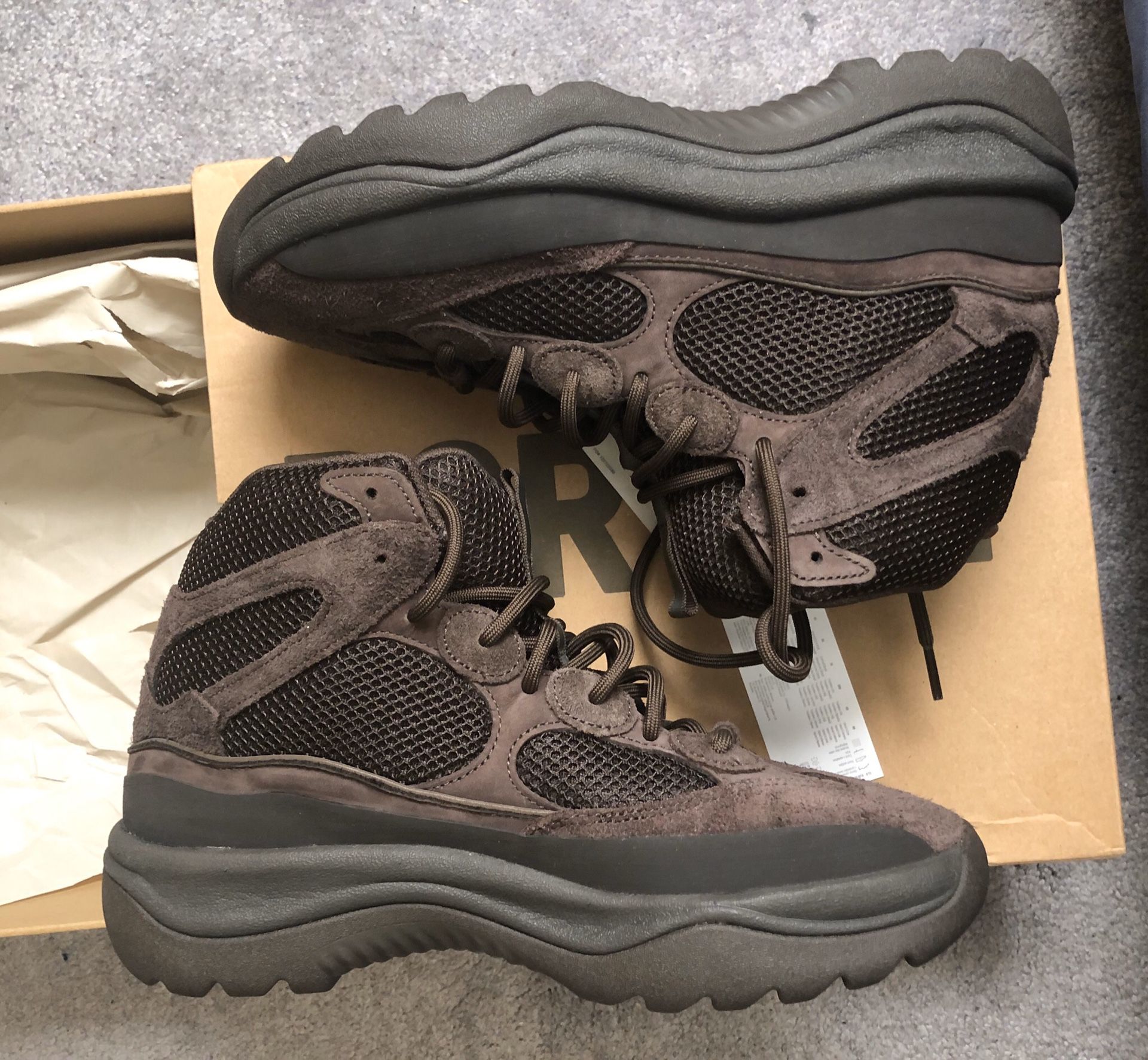 Adidas Yeezy Desert Boot size 9 (10)