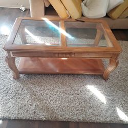 Wood/glass Coffee Table