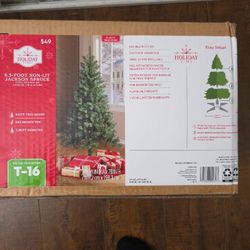 6.5 Ft Christmas Tree (Brand New)45$firm Price