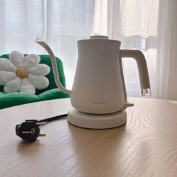 Balmuda Kettle – Brand New (220V, Retails $154+)