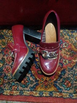 Antonio Melani Palmer Platform Lugs Size 9