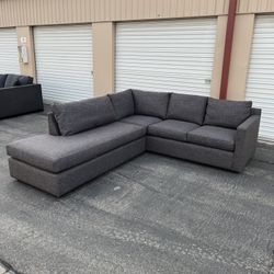 Crate & Barrel Grey Sectional With Chaise  ( Can Deliver For $10 )