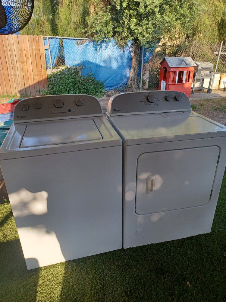 Whirlpool Washer & Gas Dryer Delivery Available 
