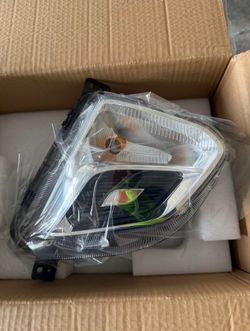 Fog Light Assembly (contact info removed)0