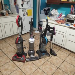 Vacuums-lot Of 4