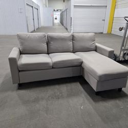 *Same Day Delivery Available!* Small Reversible Chaise Sofa 