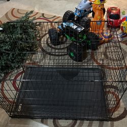 Amazon Basics - Durable, Foldable Metal Wire Dog Crate with Tray, Single Door, 42 x 28 x 30 Inches, Black