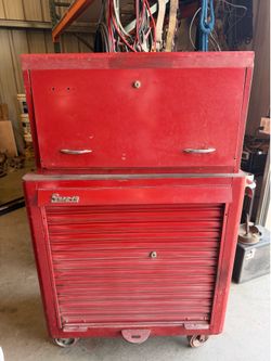 Vintage snap-on tool box
