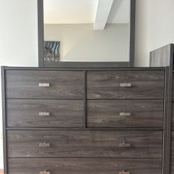 Bed Room Set 