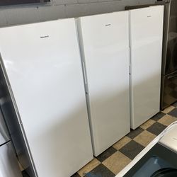 Danby 13.6 Cu Upright Freezer-refrigerator 