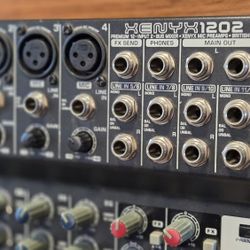Behringer Xenyx 1202 Mixer