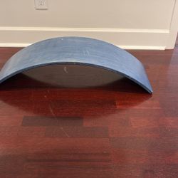 Kids Montessori Wooden Curvy Board