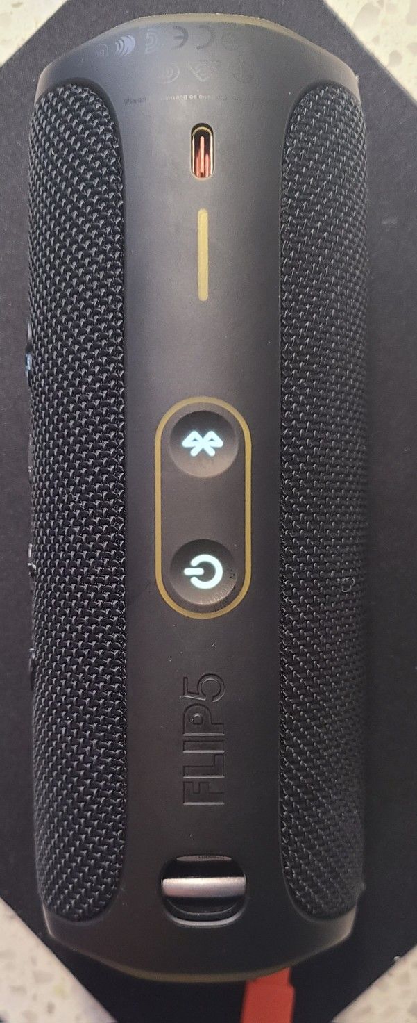 JBL Flip 5 Portable Bluetooth Speaker